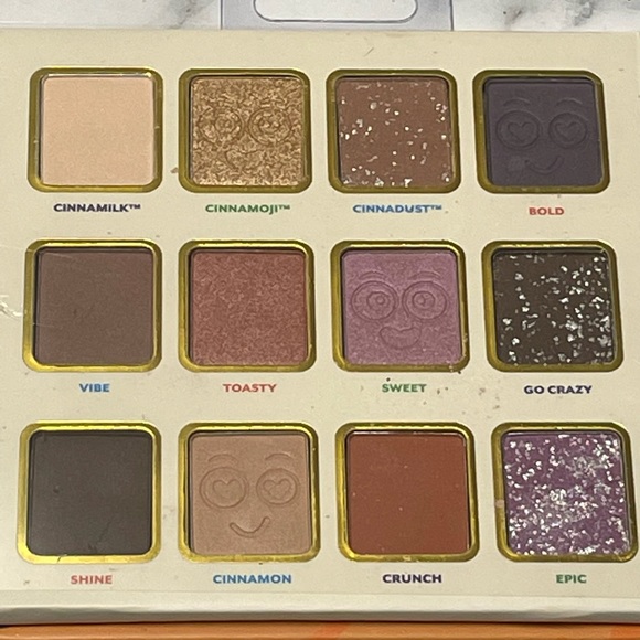 Cinnamon Toast Crunch Beauty Bundle - Picture 7 of 12